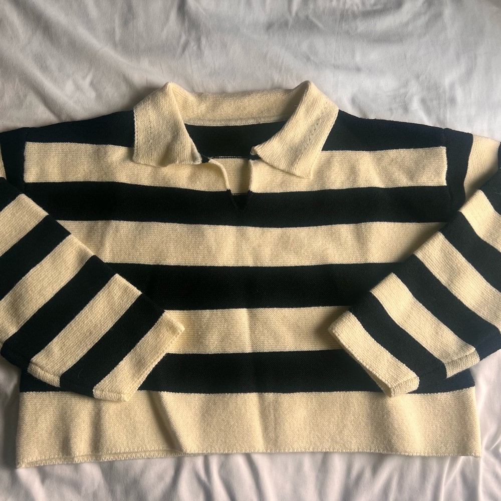 Stripe crop sweater